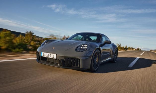 Porsche 911 Carrera GTS T-Hybrid Resmi Hadir Di Indonesia