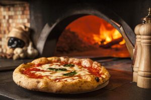 Pizza Napoletana Konsisten: Keaslian Resep Italia Tak Terkalahkan