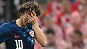 Luka Modric Raih Standing Ovation Dari Suporter Lawan