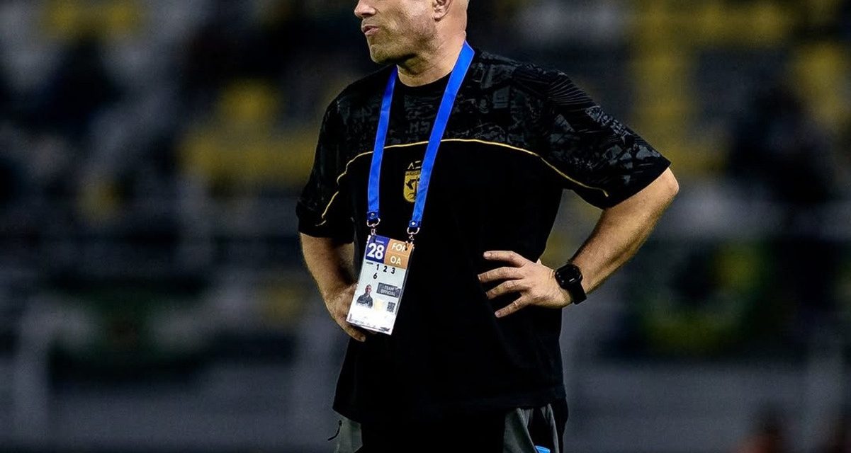 Bernardo Tavares Sentil Persebaya Rekrut Lima Pemain Baru