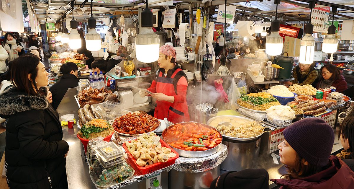 Pasar Mangwon Kini Jadi Kiblat Baru Street Food Backpacker