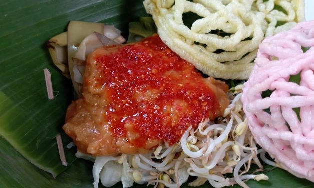 Mengenal Rujak Teplak, Kuliner Rujak Sayur Unik Khas Tegal