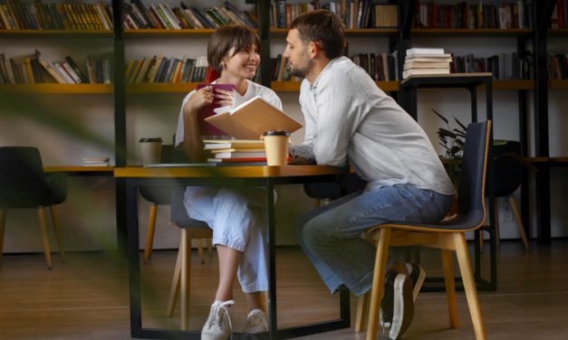 Fenomena Library Date: Tren Kencan Baru Gen Z Di Perpustakaan
