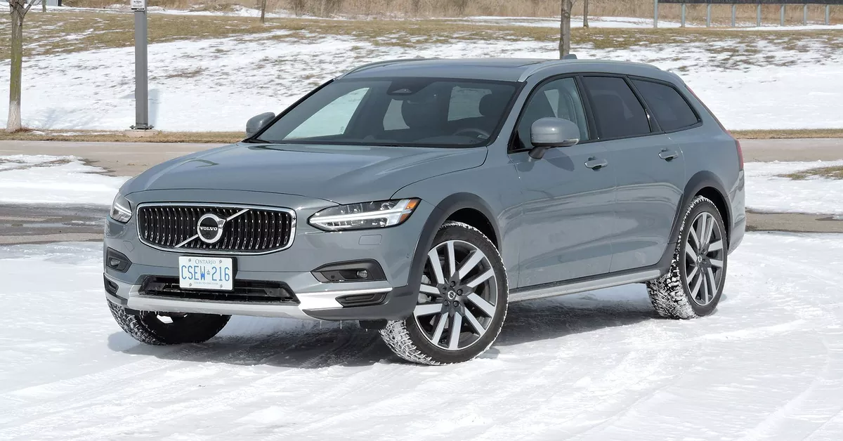 Volvo V90 Cross Country: Mewah Pakai Suspensi Udara Adaptif