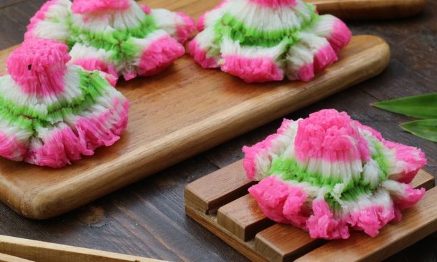 Menikmati Kue Carabikang Tradisional Yang Lembut Dan Manis