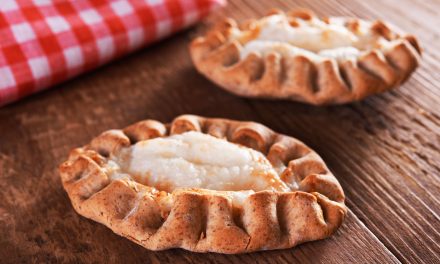 Uniknya Karelian Khas Finlandia Pie Disajikan Dengan Munavoi