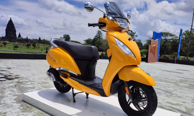 TVS Callisto 125 Retro Meluncur, Usung Fitur Isi Bensin Di Depan