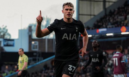 Micky Van De Ven Ditunjuk Jadi Kapten Baru Tottenham Hotspur