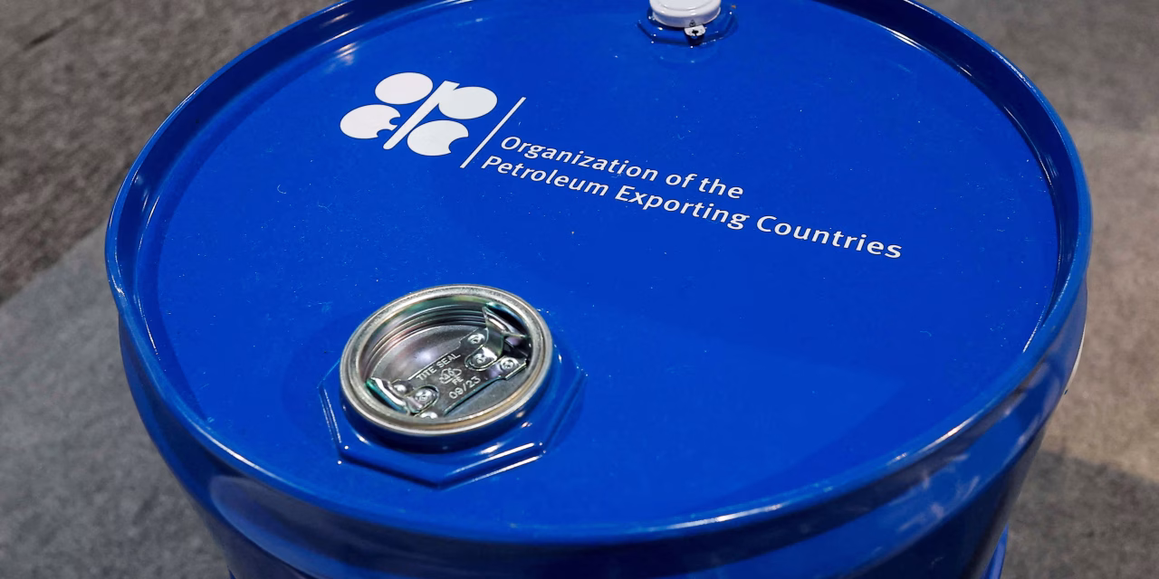 Harga Minyak Dunia Melonjak Pasca-Keputusan Produksi OPEC+