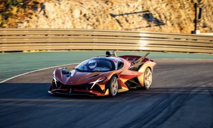 Apollo IE EVO Track-Only Bawa Sasis Karbon Standar FIA