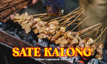 Sate Kalong Khas Cirebon: Sajian Sate Dan Tepung Sagu Dibakar